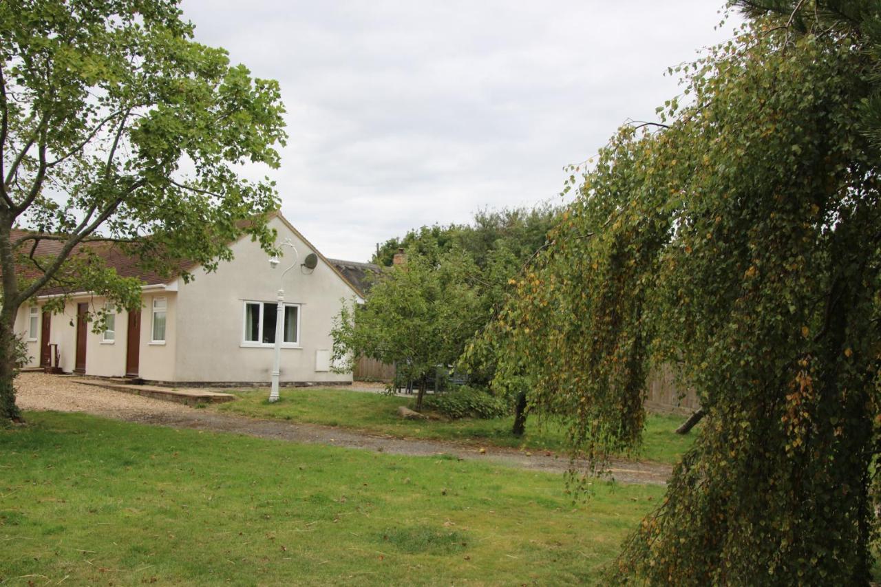 The Stables B&B @ Pear Tree Cottage Winslow Luaran gambar